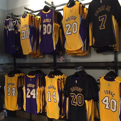 lakers clothes near me